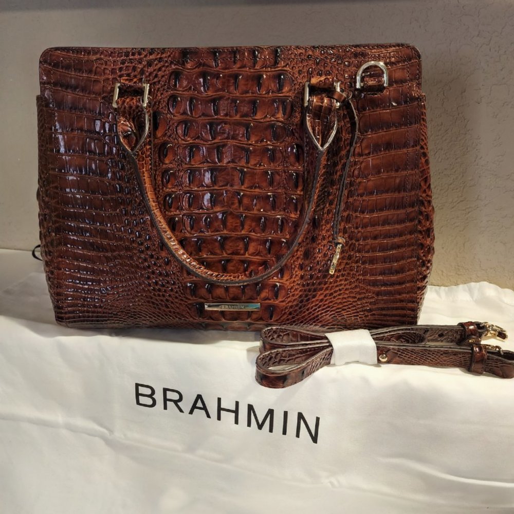 Brahmin Small Finley Handbag - Picture 3 of 4